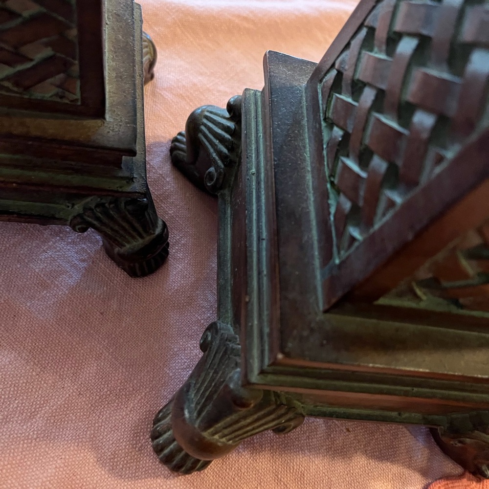 Elegant Brown Pineapple Candle Holders - Picture 10 of 15